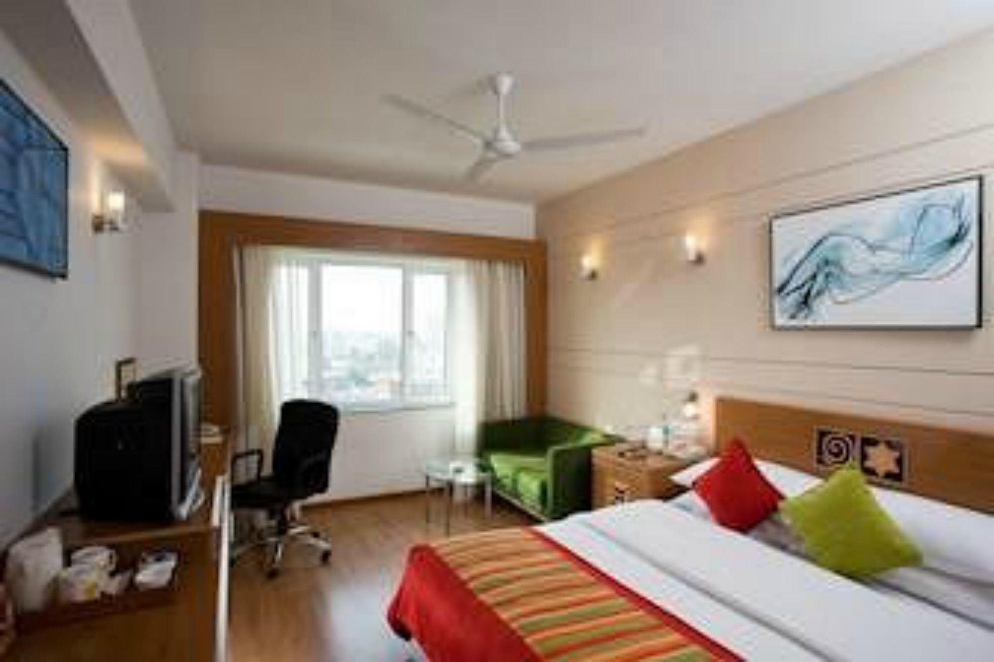 Lemon Tree Hotel Chandīgarh Buitenkant foto