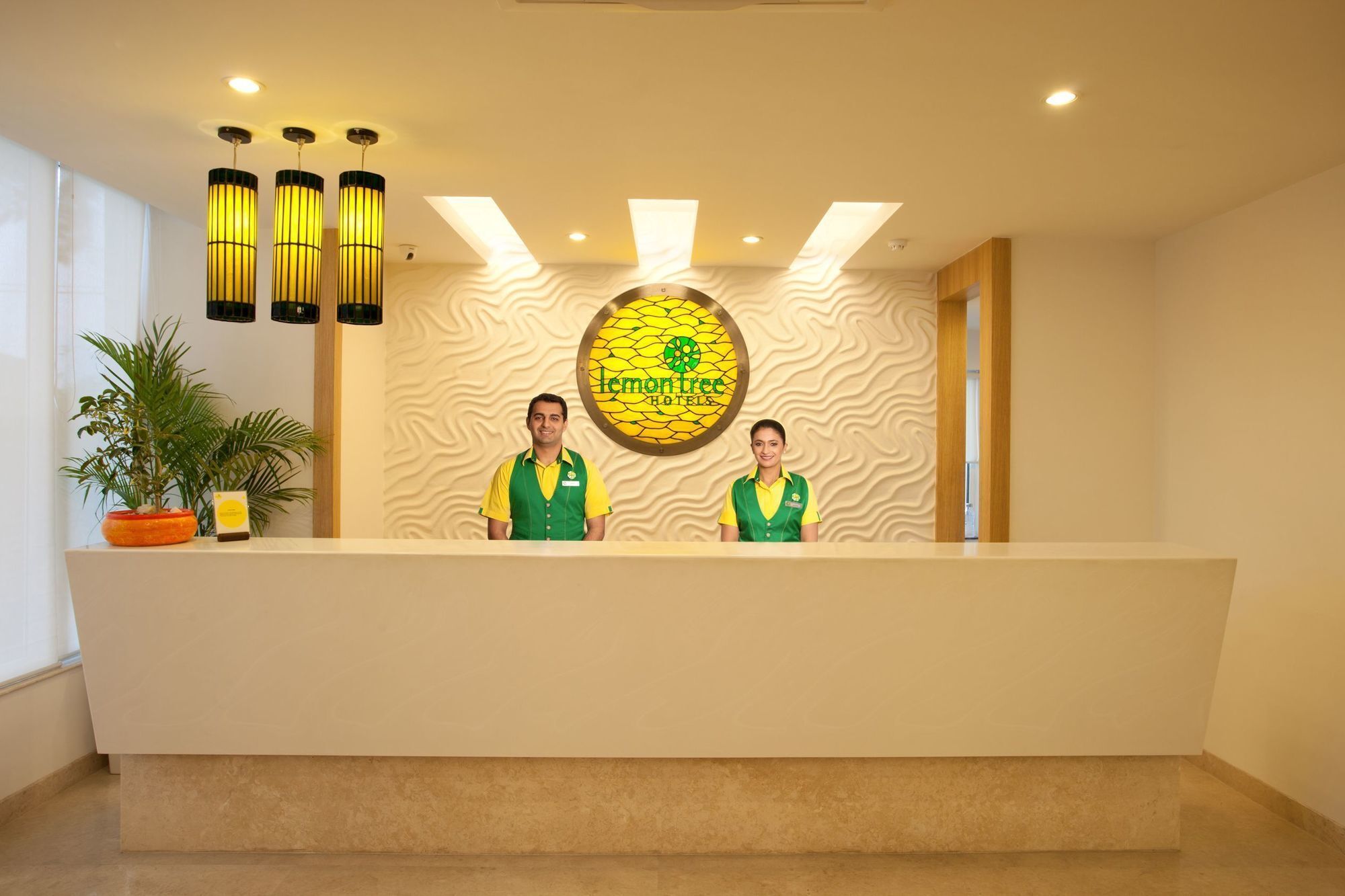 Lemon Tree Hotel Chandīgarh Buitenkant foto